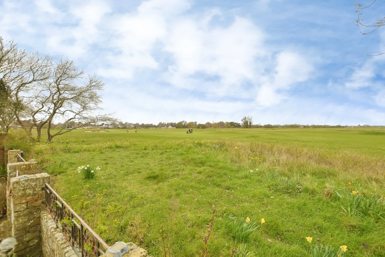 Madeira Road, Littlestone, New Romney, Kent, TN28, photo 20