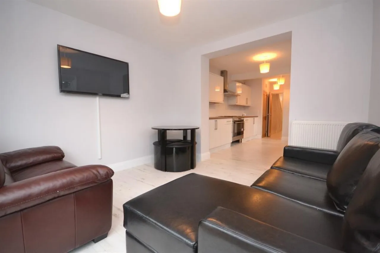 Palmer Park Avenue, Reading, RG6, photo 8