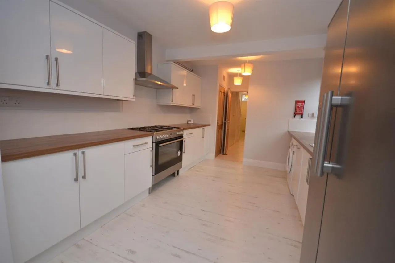 Palmer Park Avenue, Reading, RG6, photo 6