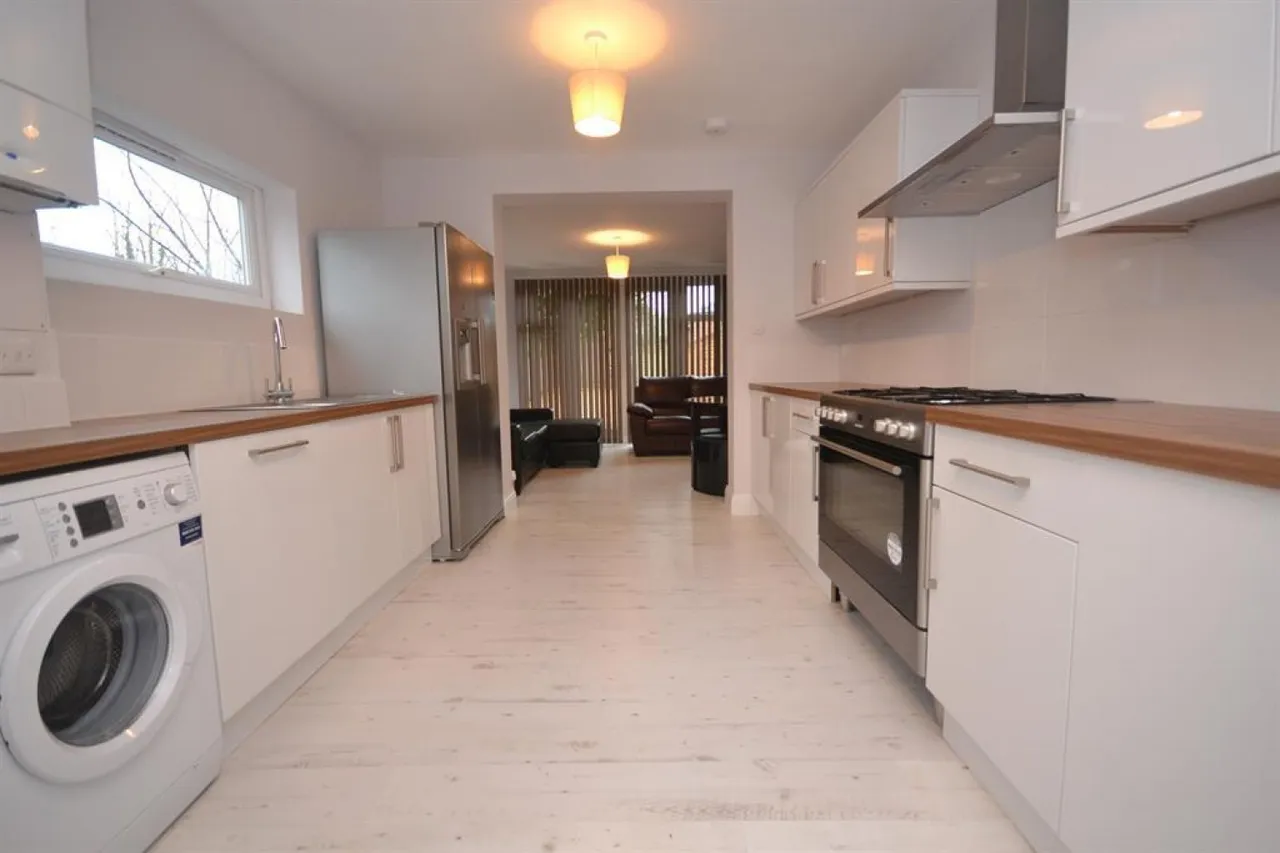 Palmer Park Avenue, Reading, RG6, photo 4