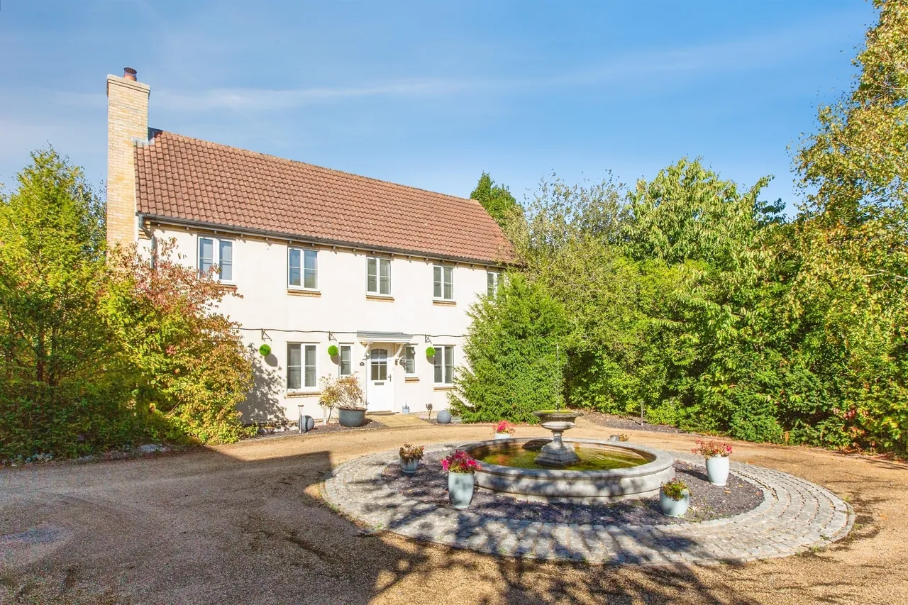 5 bed house for sale, Purley Road, Lower Cambourne, CB23