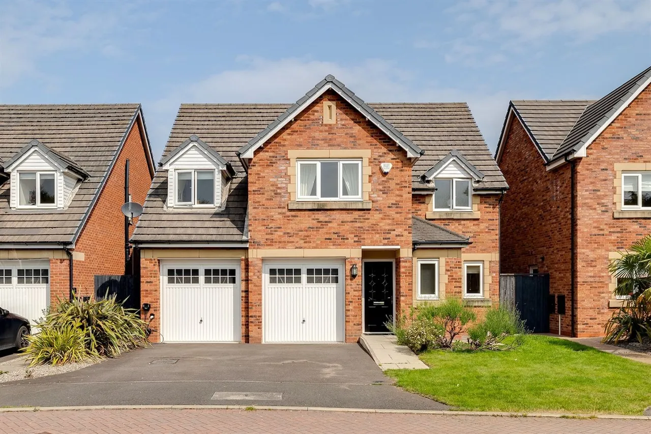 5 bed house for sale, Shakerley Close, Northwich