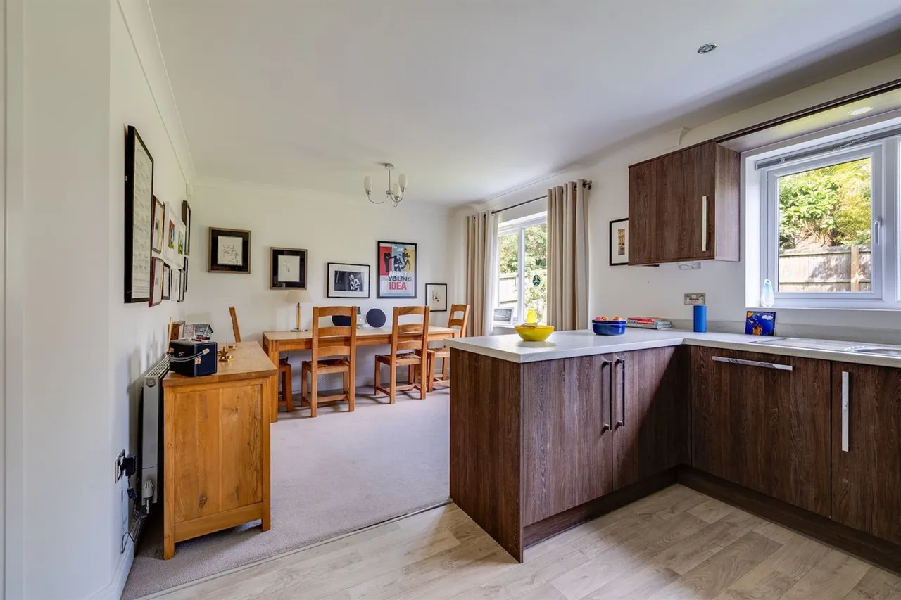 Shakerley Close, Northwich, photo 4