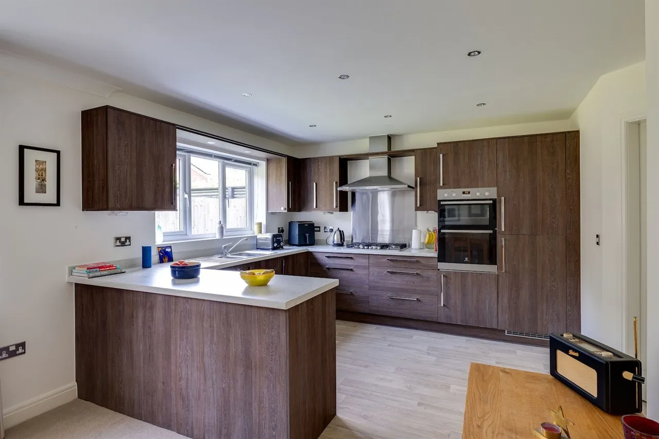 Shakerley Close, Northwich, photo 5