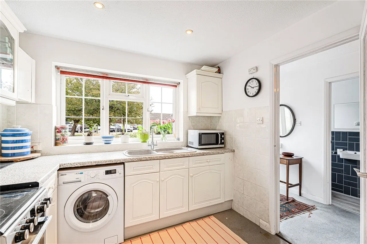 Englehurst, Englefield Green, TW20, photo 18