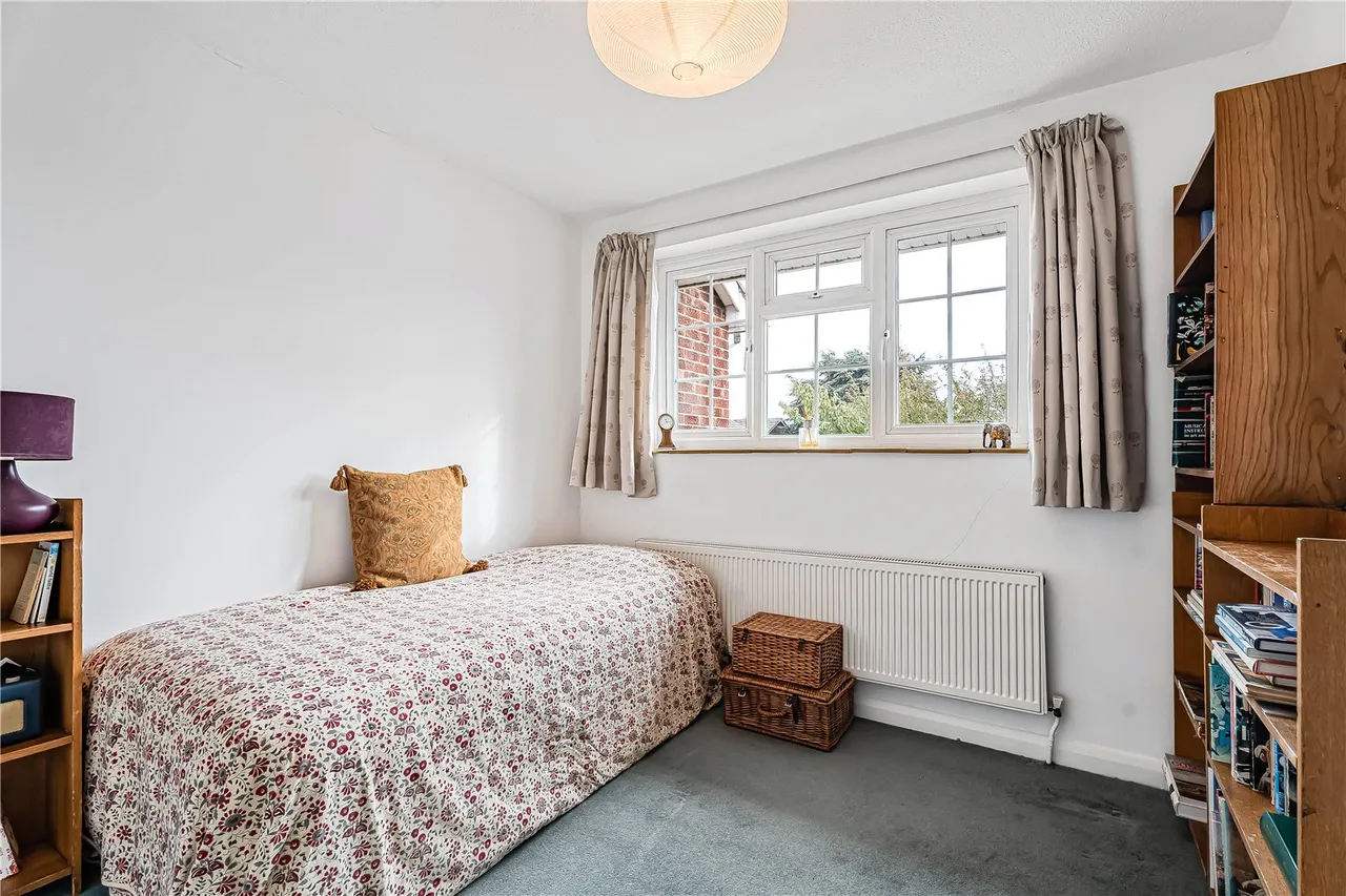 Englehurst, Englefield Green, TW20, photo 25