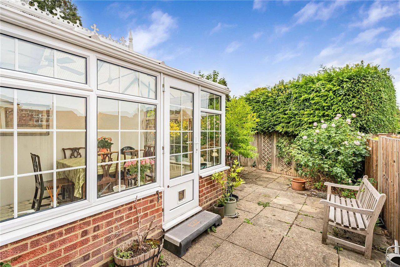 Englehurst, Englefield Green, TW20, photo 30