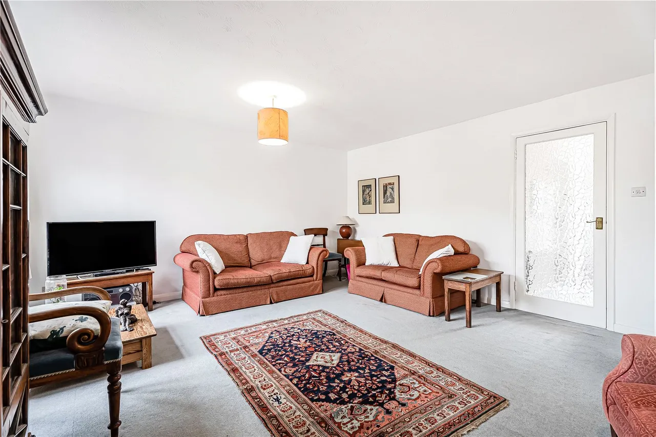 Englehurst, Englefield Green, TW20, photo 7