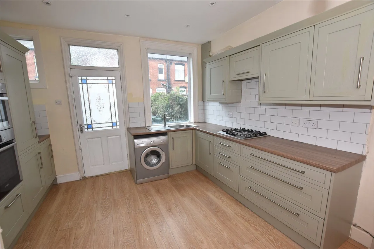 Cross Flatts Place, Leeds, LS11, photo 3