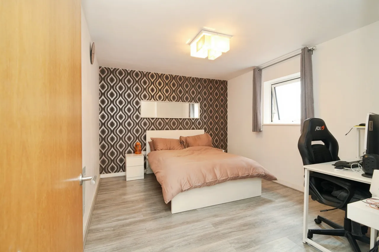 Bradshawgate, Bolton, BL1, photo 9