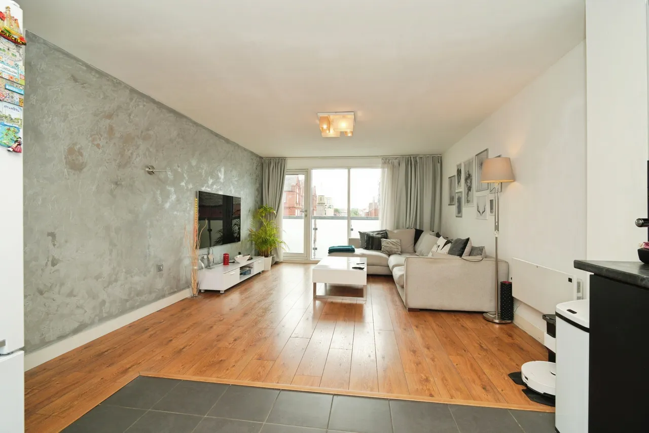 Bradshawgate, Bolton, BL1, photo 4