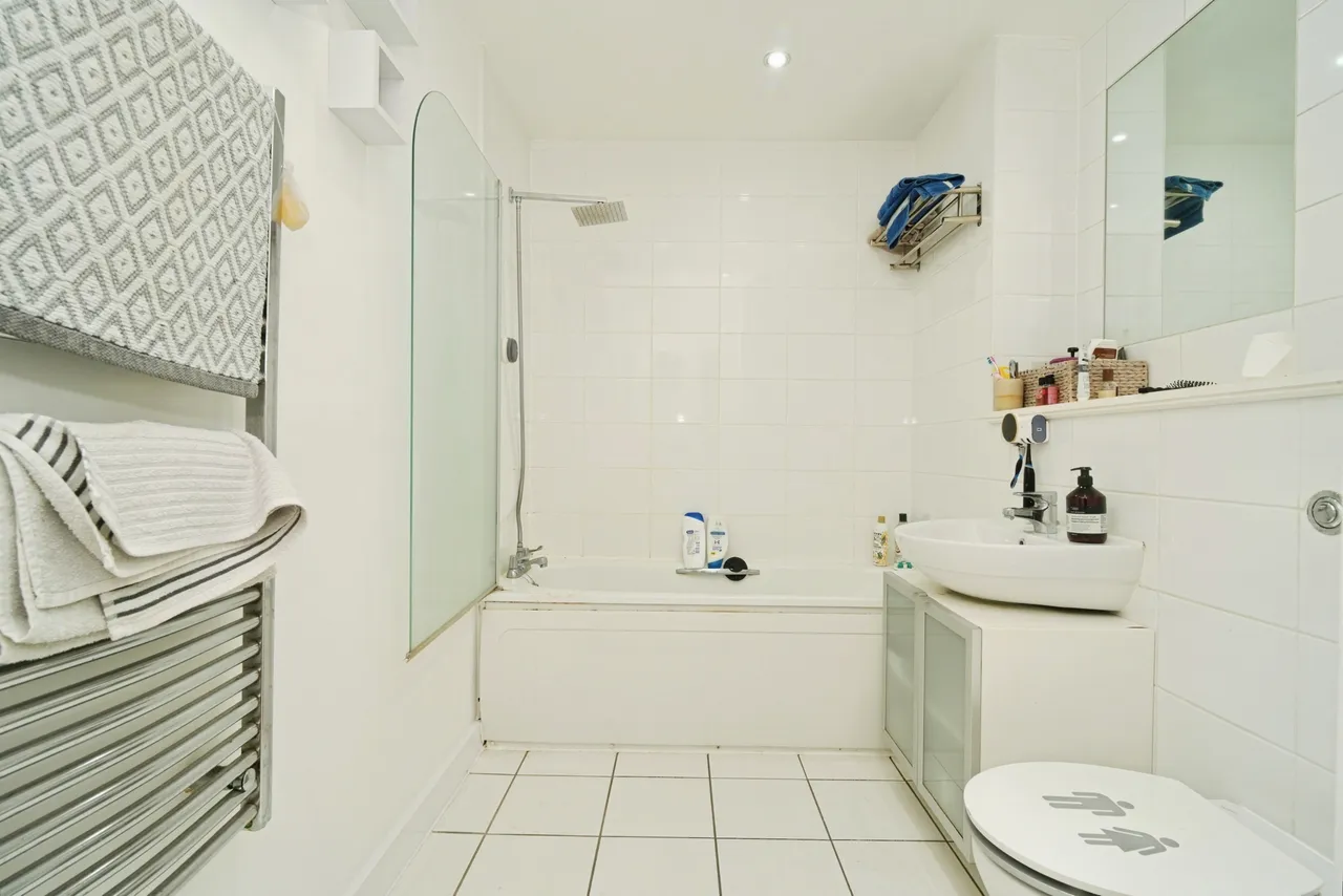 Bradshawgate, Bolton, BL1, photo 14