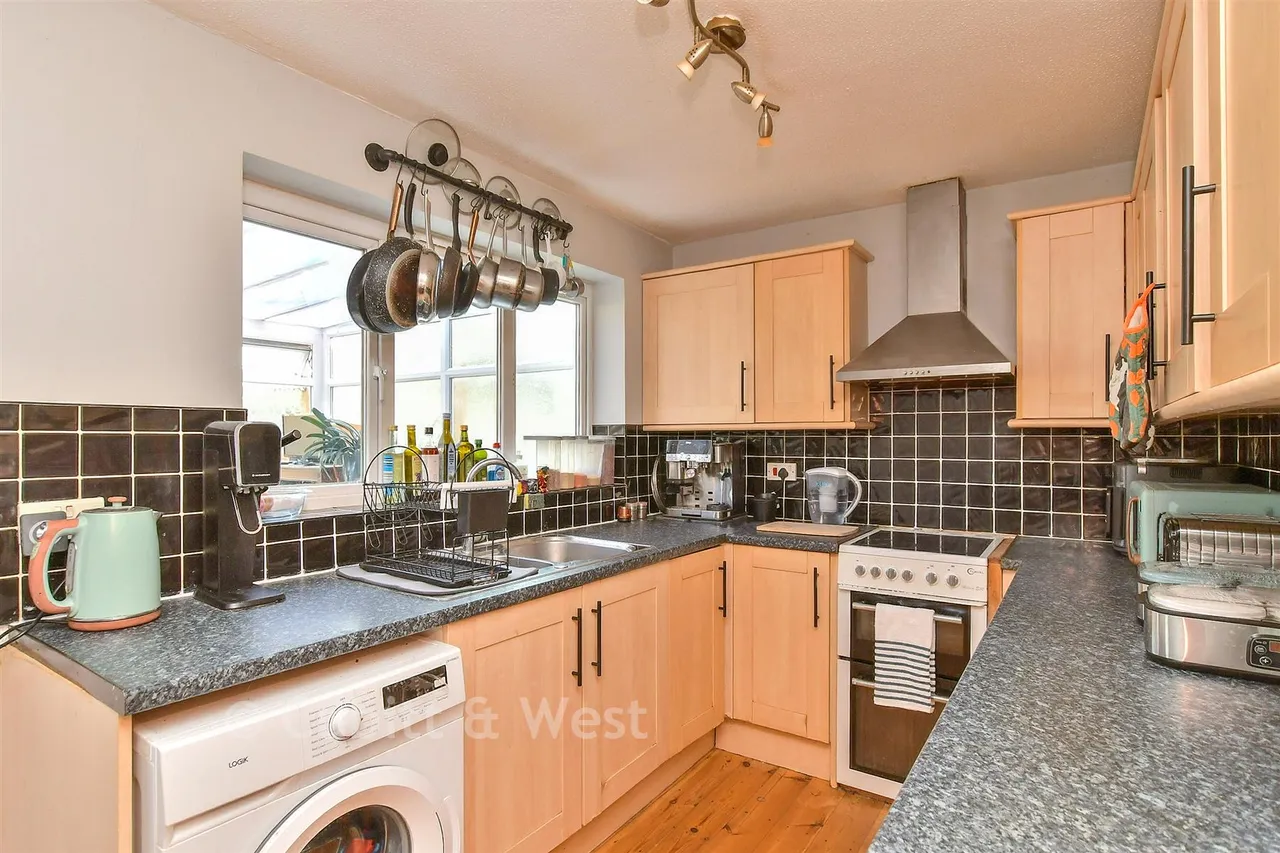 Pelham Close, Peacehaven, BN10, photo 4