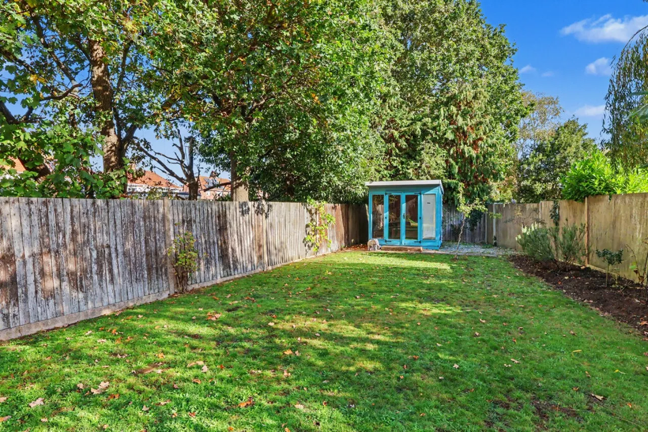 Lulworth Close, Hamworthy, BH15, photo 27