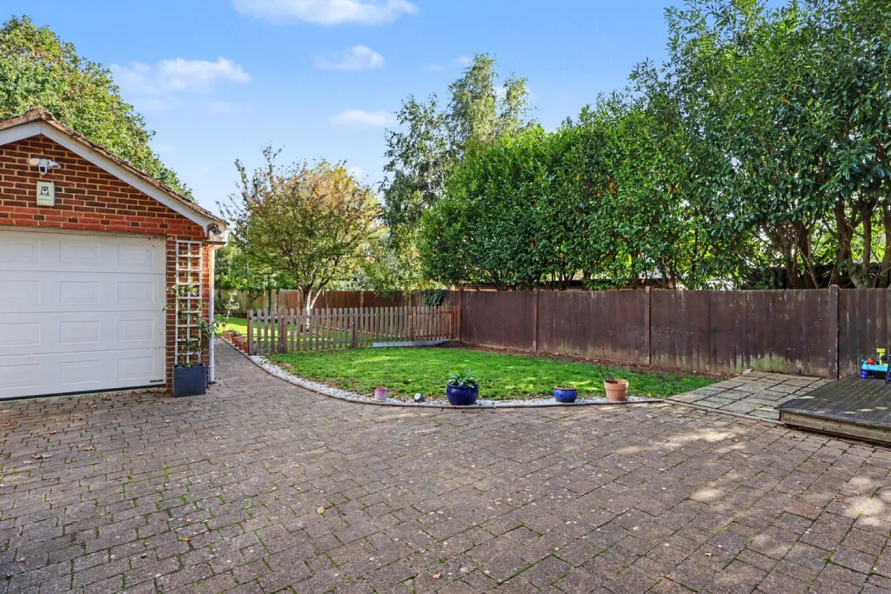 Lulworth Close, Hamworthy, BH15, photo 33