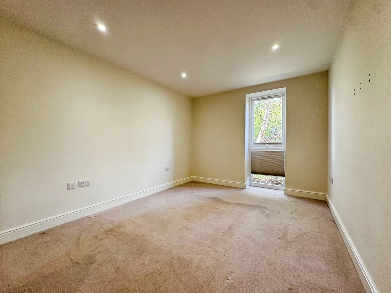 Exchange Close, Aldershot, GU11, photo 5