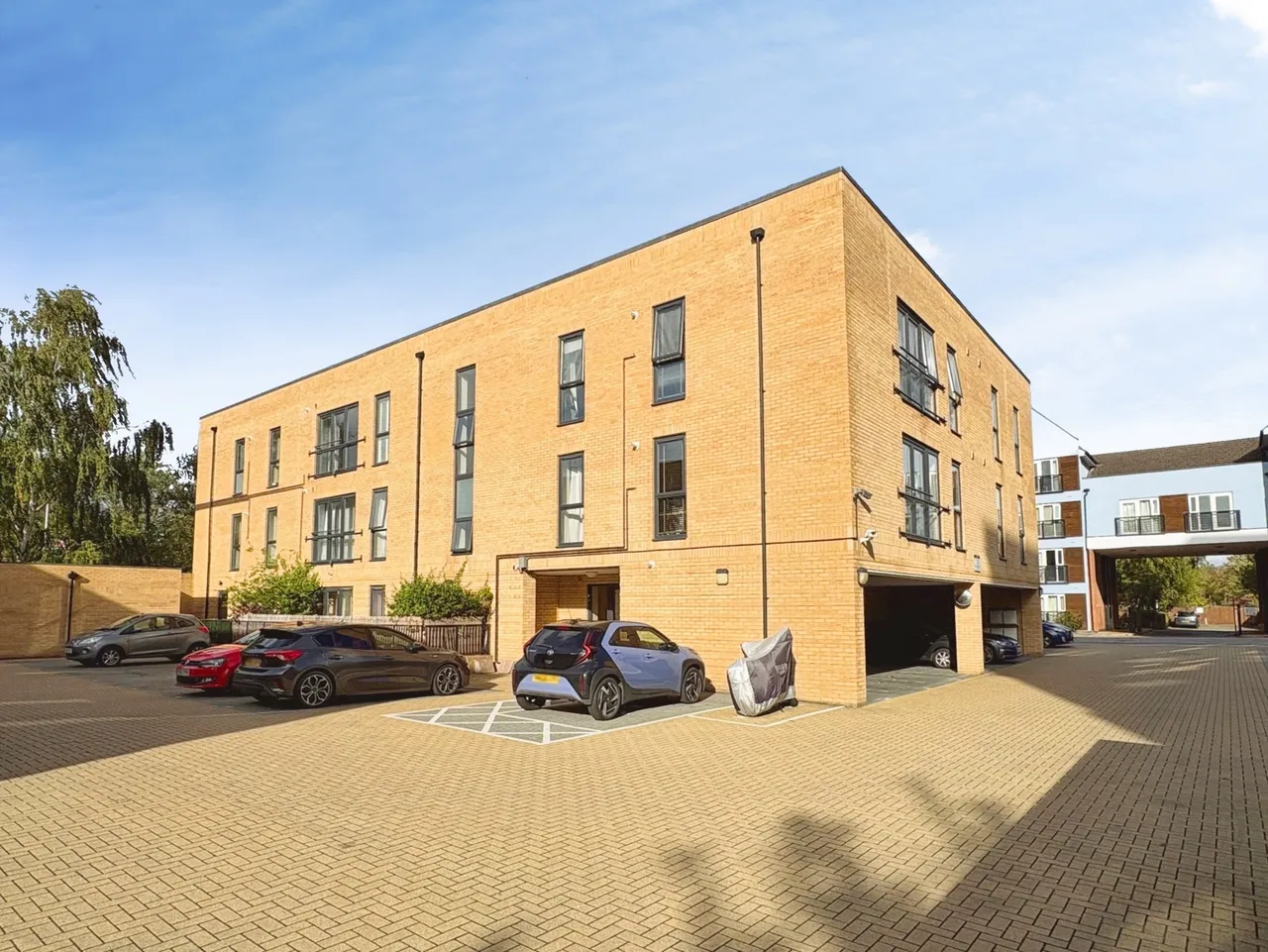 Exchange Close, Aldershot, GU11, photo 9