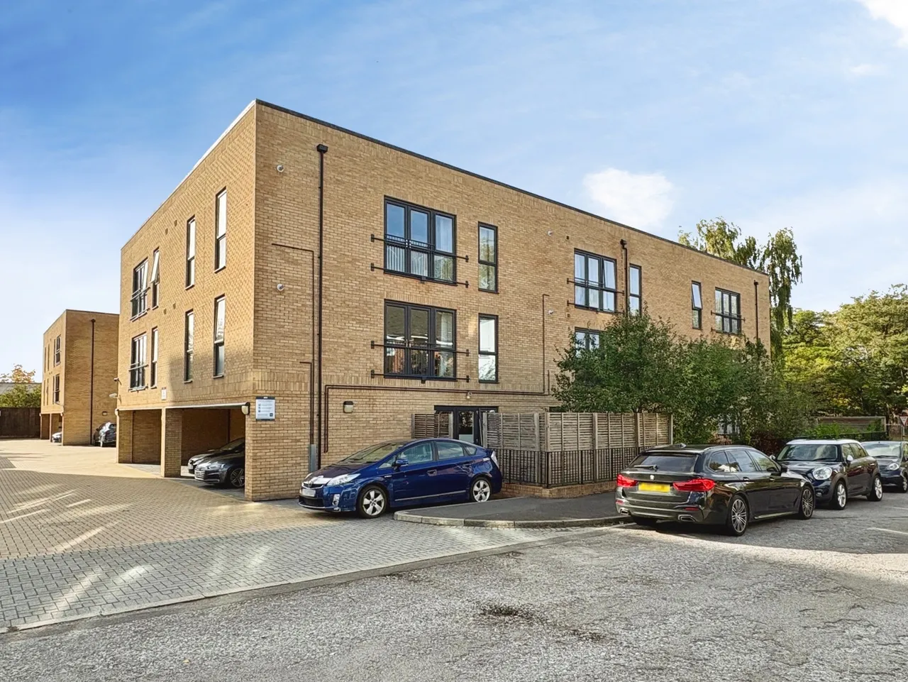 2 bed flat for sale, Exchange Close, Aldershot, GU11