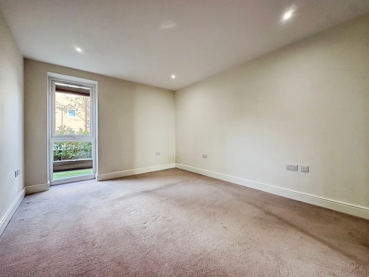 Exchange Close, Aldershot, GU11, photo 7