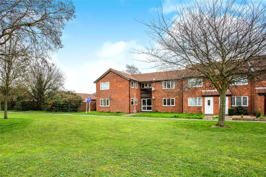 Meadow Close, Trimley St. Martin, IP11, photo 9