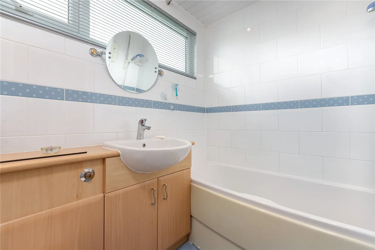 Garbutts Lane, Hutton Rudby, Yarm, North Yorkshire, TS15, photo 17