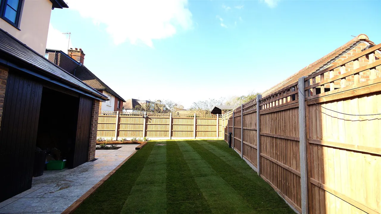 Freya Lodge, Loughton, photo 8