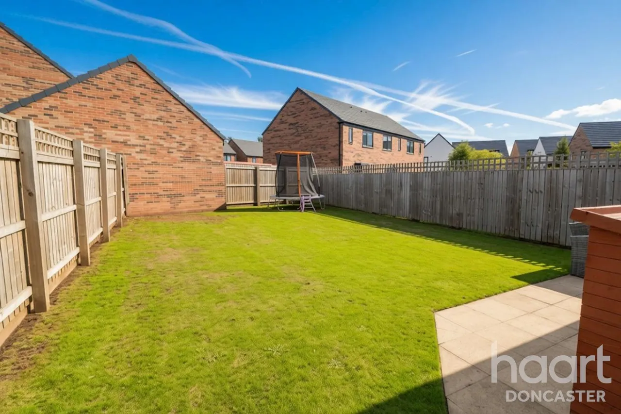 Lake View, Lakeside, DN4, photo 24