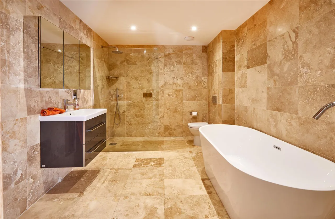Bicester Road, Oakley, photo 38