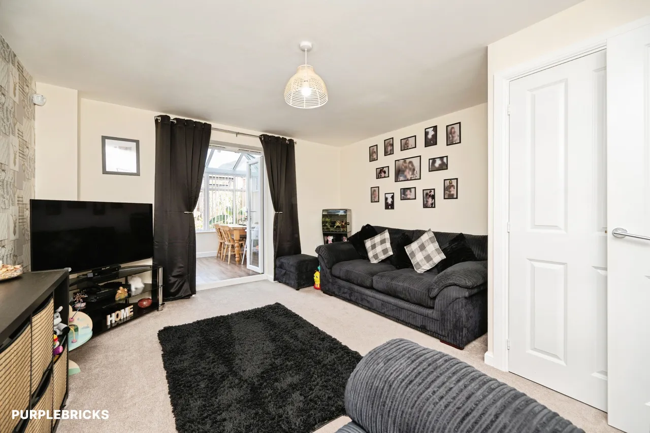 Old College Avenue, Oldbury, B68, photo 4