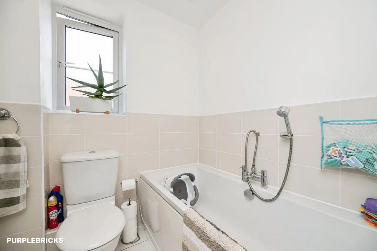 Old College Avenue, Oldbury, B68, photo 17