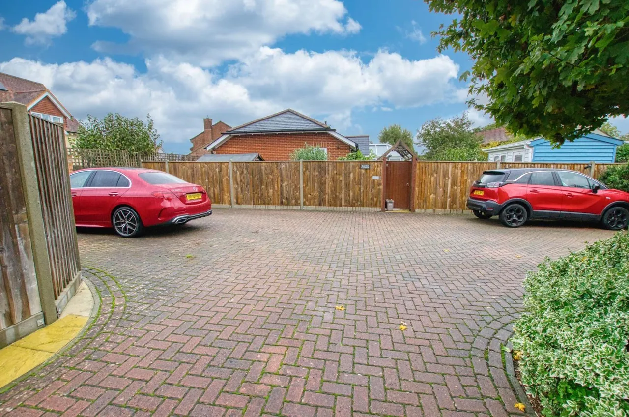 Winchester Road, Botley, SO32, photo 17