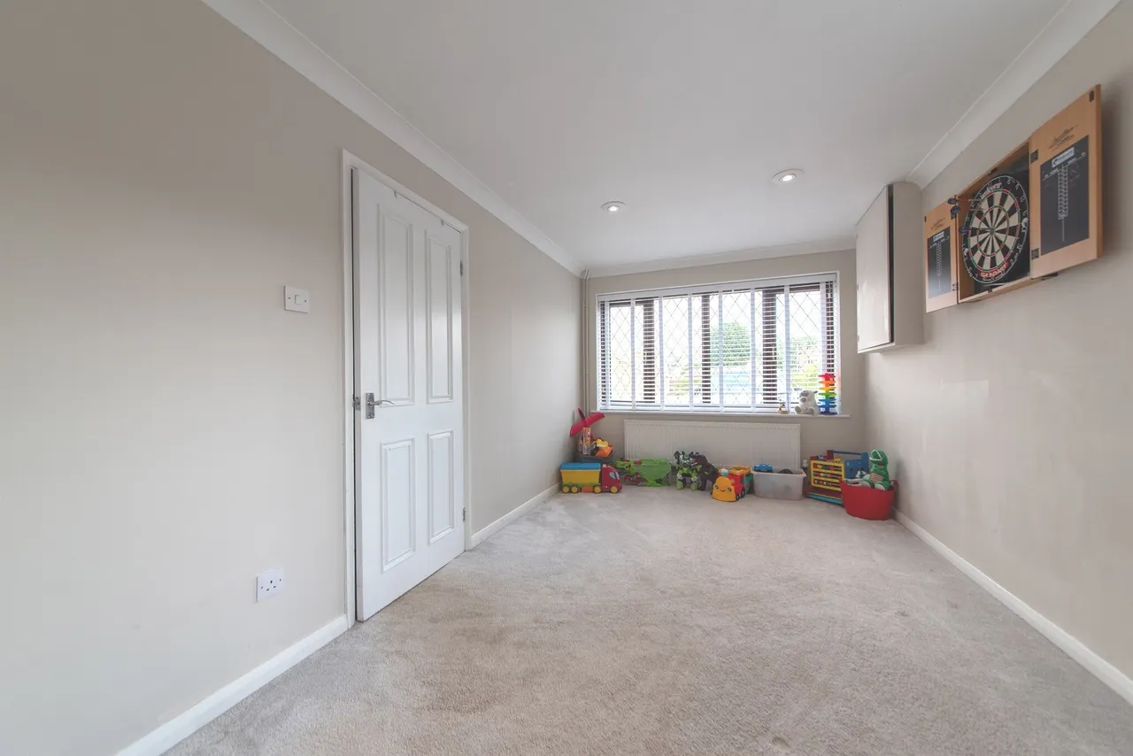 Mawford Close, Moulton Seas End, PE12, photo 10