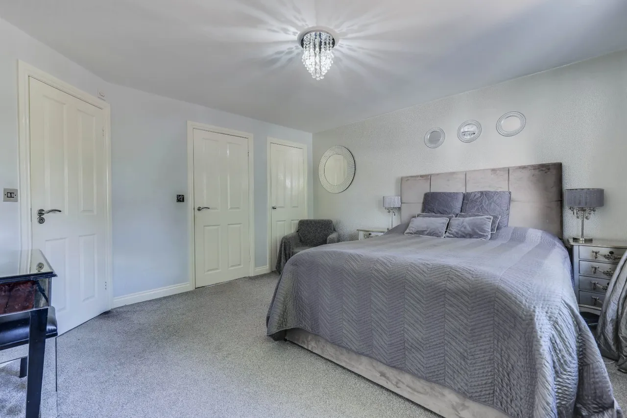 Fulneck Mews, Pudsey, LS28, photo 12