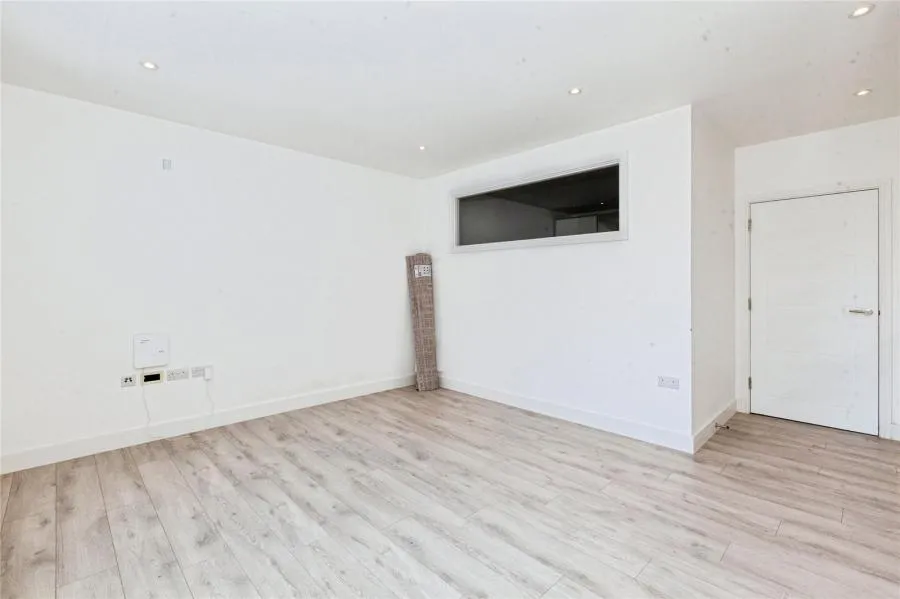 Vanwall Road, Maidenhead, SL6, photo 5