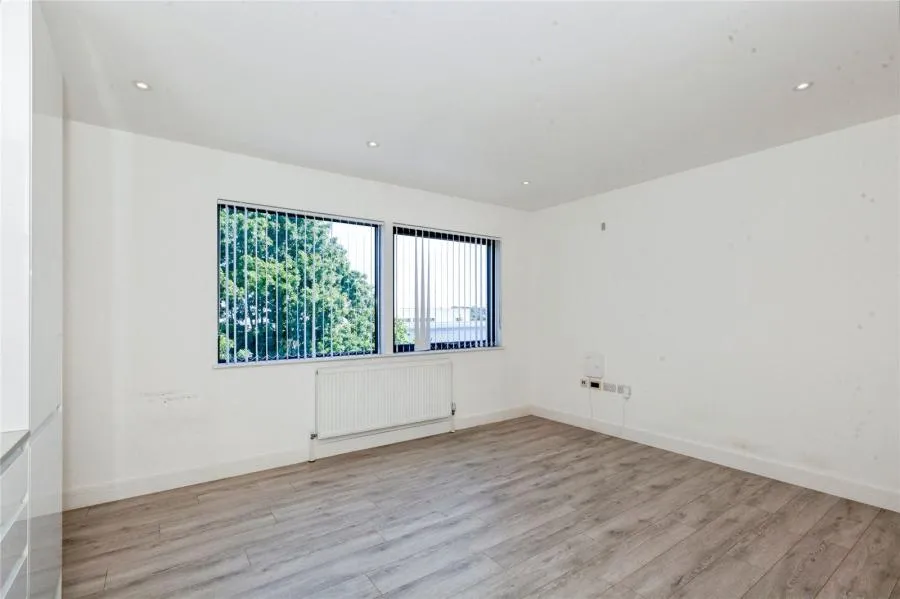 Vanwall Road, Maidenhead, SL6, photo 6
