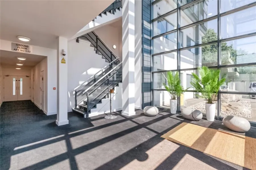 Vanwall Road, Maidenhead, SL6, photo 13