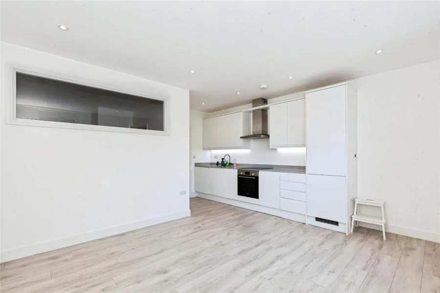 Vanwall Road, Maidenhead, SL6, photo 4