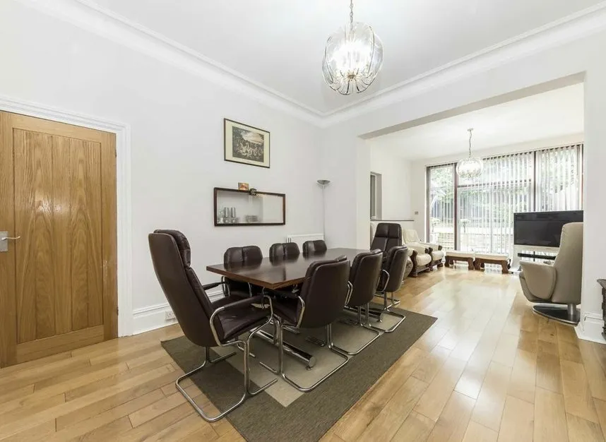 Rowsley Avenue, Hendon, NW4, photo 3