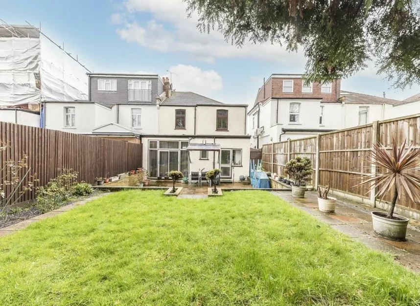 Rowsley Avenue, Hendon, NW4, photo 5