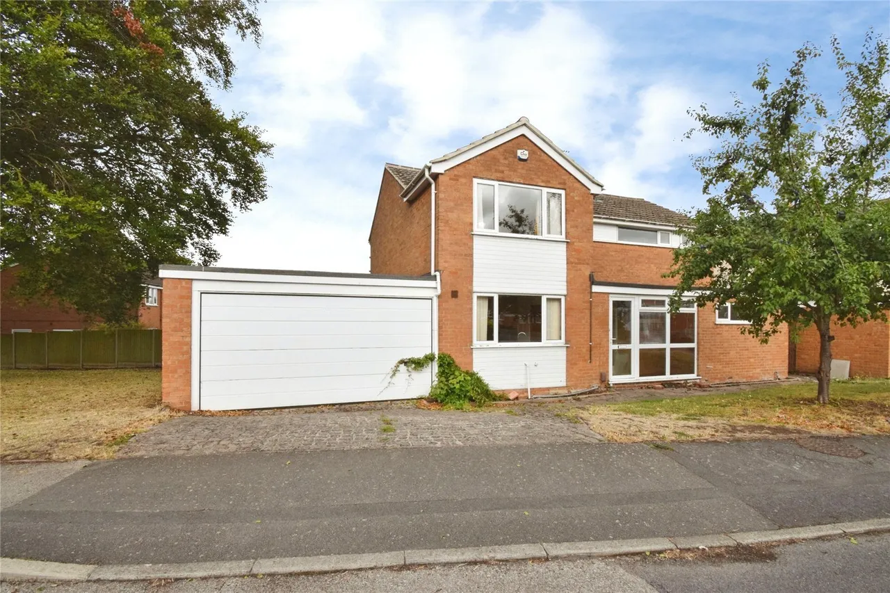 5 bed house for sale, Laverstock Road, Wigston, LE18
