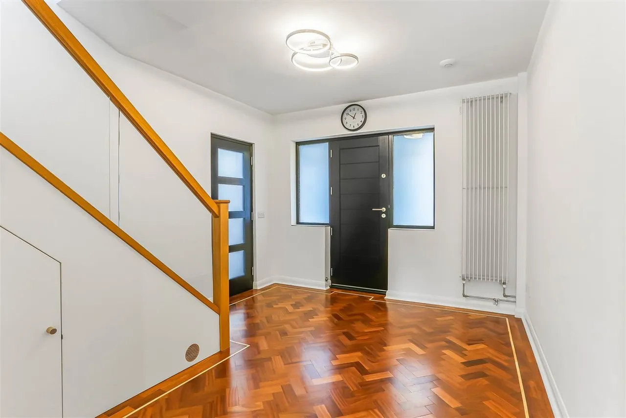 Hall Road, Wallington, SM6 0RT, photo 6