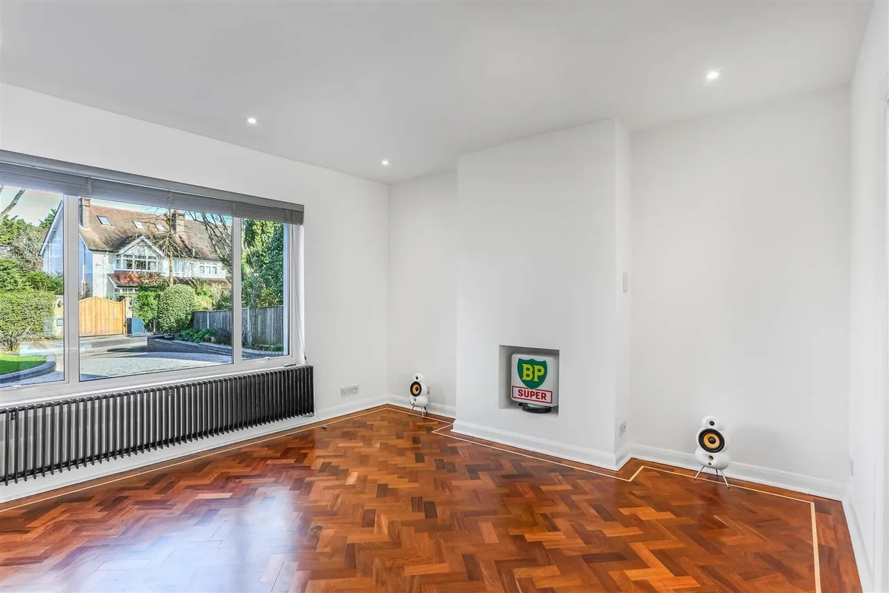 Hall Road, Wallington, SM6 0RT, photo 8