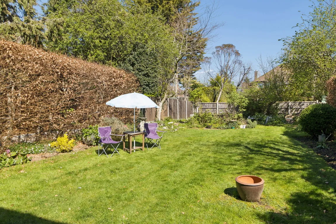 Raisins Hill, Pinner, HA5, photo 6