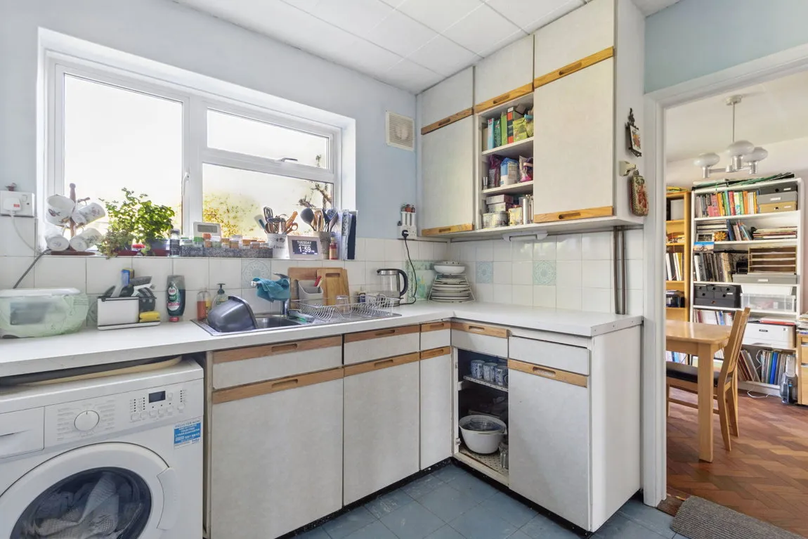 Raisins Hill, Pinner, HA5, photo 5