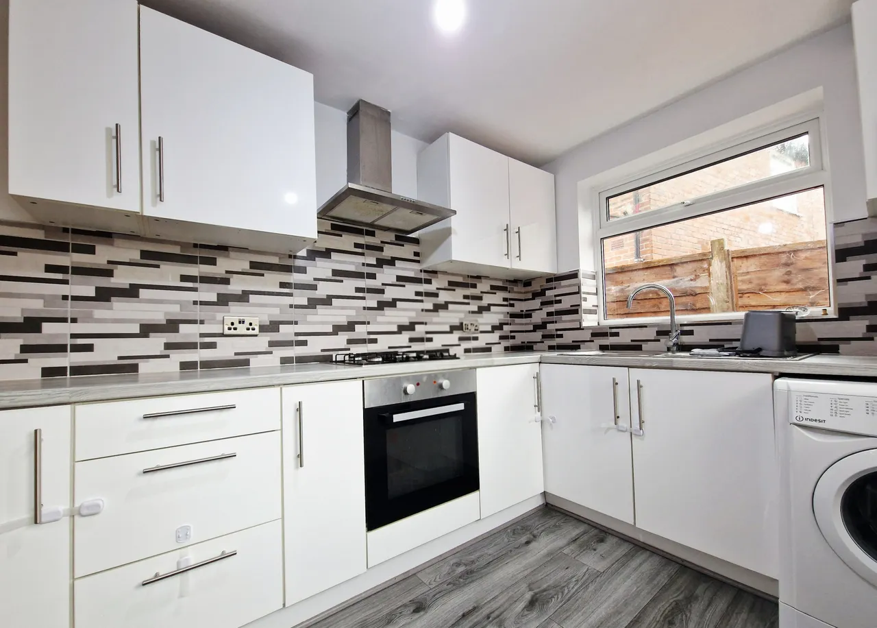 Leslie Avenue, Thornton-Cleveleys, Lancashire, FY5 4PE, photo 7