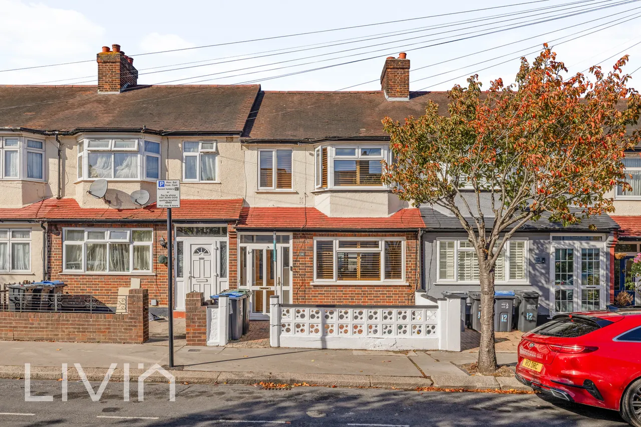 3 bed house for sale, Sandringham Road, Thornton Heath, CR7
