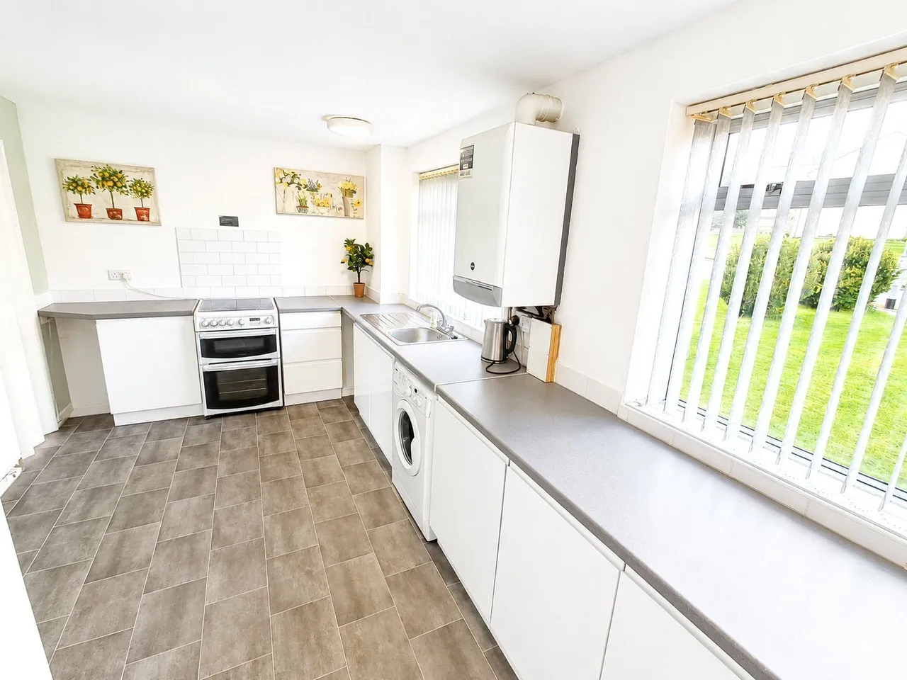 Crab Lane, Cannock, Staffordshire, WS11, photo 6