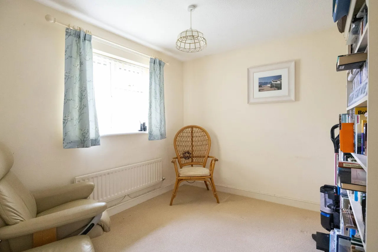 Tasker Close, Corsham, SN13, photo 30