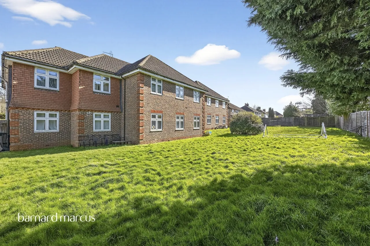 Brighton Road, Hooley, CR5, photo 15