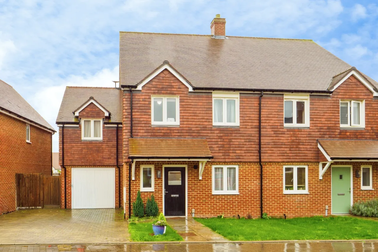 4 bed house for sale, Birch Road, Canterbury, CT3